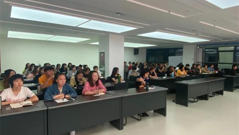 知法、懂法、守法，防范法律風(fēng)險(xiǎn)丨奇正集團(tuán)開(kāi)展職工法律知識(shí)培訓(xùn)